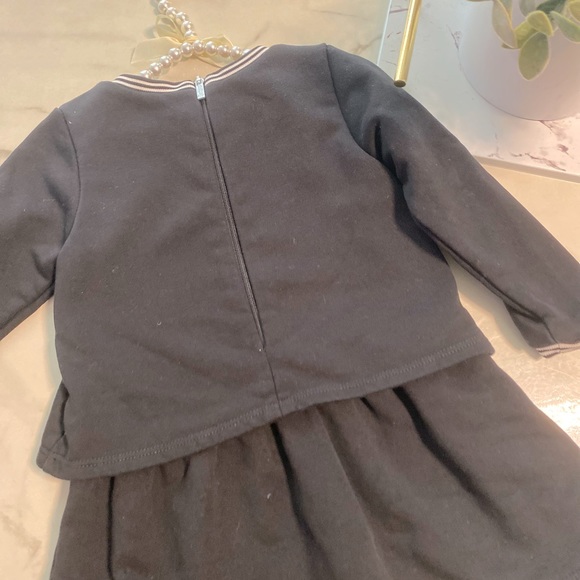 Toddler Givenchy Dress Size 2. Worn once for pics, washed twice. Great Condition - Picture 4 of 4